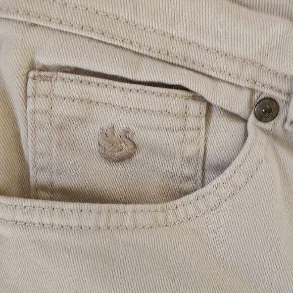 Gloria Vanderbilt Cream Capris with Rolled Cuffs Womens Size 10 - Picture 3 of 9